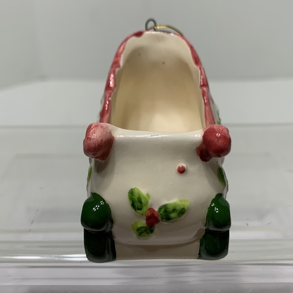 Victorian Christmas sleigh ornament - Picture 2 of 10